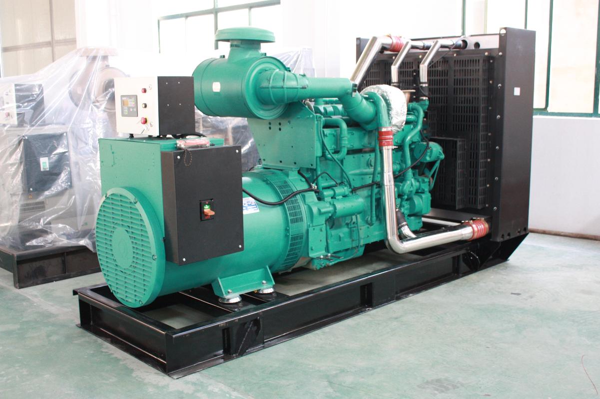 赣县租赁发电机-柴油发电机常规都给谁供电呢?
