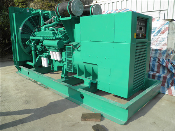 赣县出租发电机-进口柴油发电机组与国产柴油发电机组的区别
