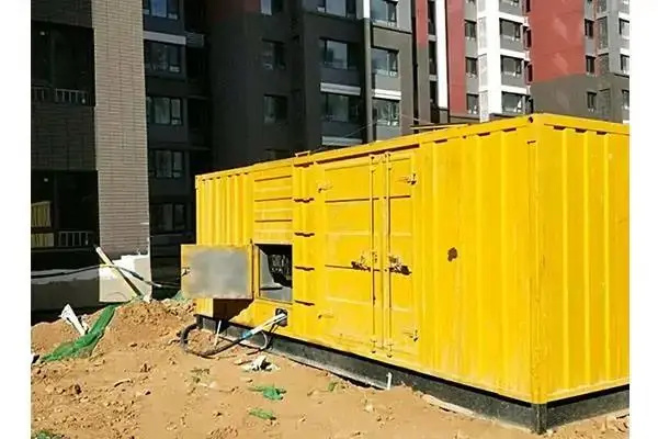 赣县发电机租赁中燃油压力过低会对发动机的哪些部件造成损坏？