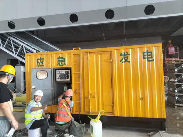 赣县怎样判断空气滤清器是否需要更换？