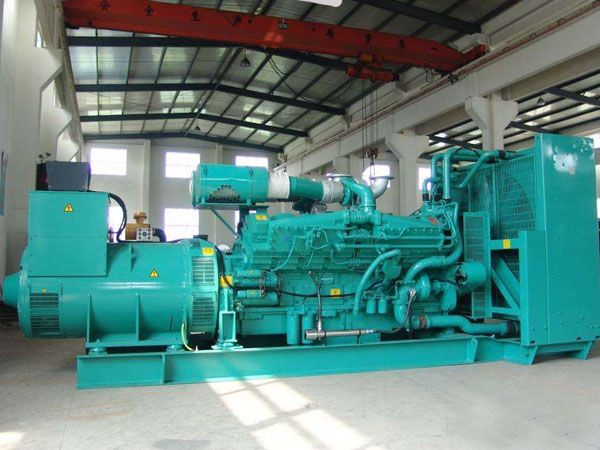 赣县影响800KW发电机组油耗的因素有哪些？